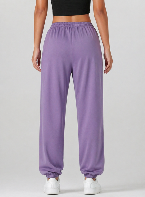 Seitenansicht Damen Jogginghose bequem und modern